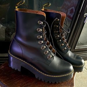 Dr. Martens Women's Leona Fashion. Looking for a edge look. Stand out!